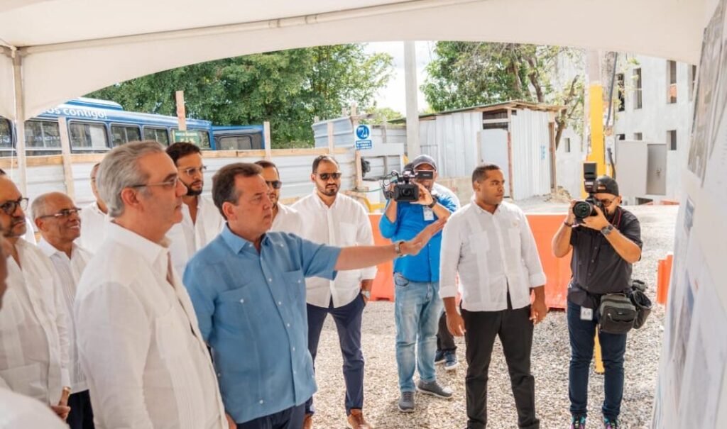 President Luis Abinader visits Santo Domingo Oeste Judicial City construction site