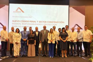 Construction industry leaders discuss the Dominican Republic's new Penal Code