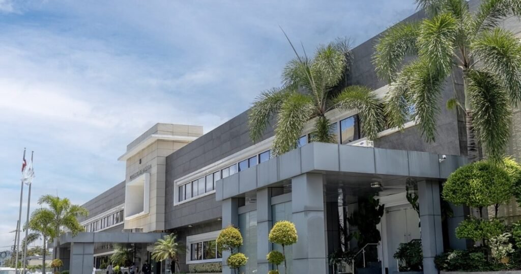 Santo Domingo financial district representing Dominican economic growth