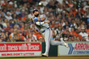 Ezequiel Durán playing for the Texas Rangers during an MLB game