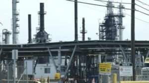 WTI crude oil prices react to Strait of Hormuz negotiations