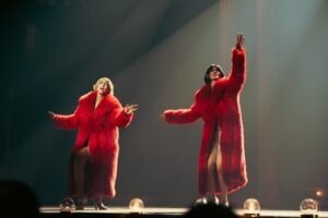 Chicago El Musical cast performing at Teatro Nacional Eduardo Brito