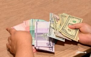 Dominican peso and U.S. dollar exchange rates at financial institutions