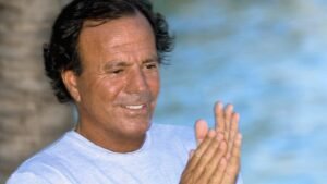 Julio Iglesias