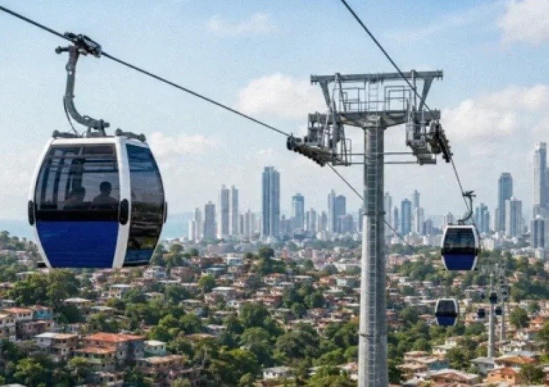 San Miguelito urban cable car project with stations and support towers