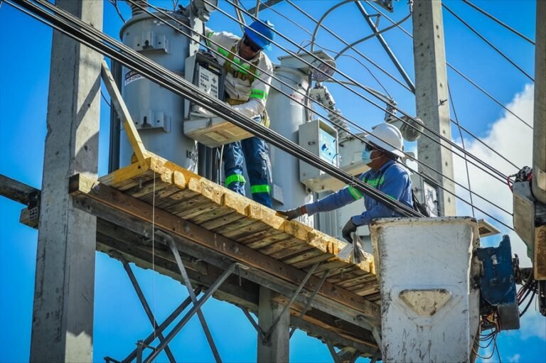 Dominican Republic power grid modernization project with electricity distribution lines and substations